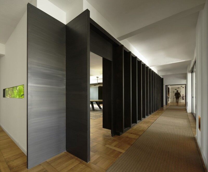 优雅木质风的汉堡办公室装修空间