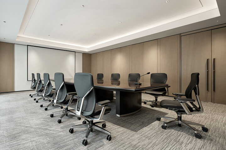 办公室装修设计如何选择家具与办公室相匹配的呢？