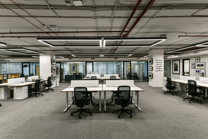 利特电力公司办公室设计，通过艺术点缀办公室环境