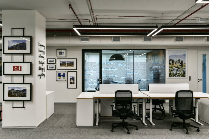 利特电力公司办公室设计，通过艺术点缀办公室环境