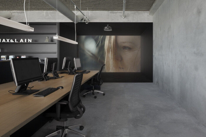 MediaXplain办公室设计，营造出舒适、安逸、温馨的氛围