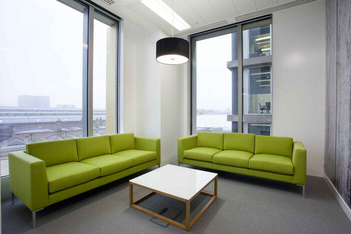 AutoTrader办公室装修设计，拓展灵活性的办公空间