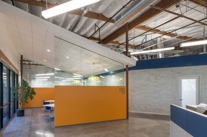 特纳建筑办公室设计，大型空间创意环境