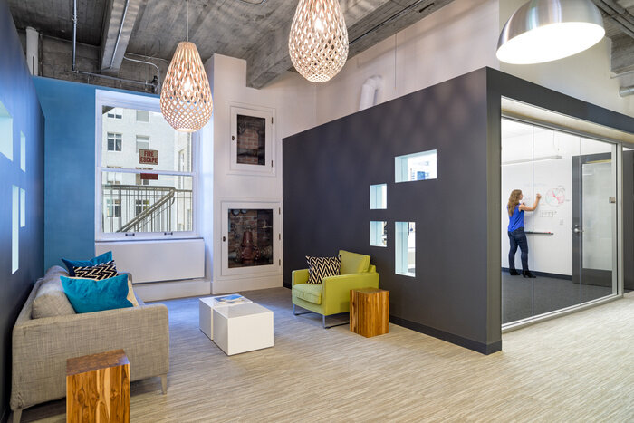Meltwater公司办公室设计项目，创造出时尚现代环境