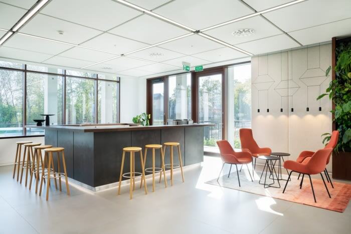 克拉科夫办公室设计——家具公司的灵感中心