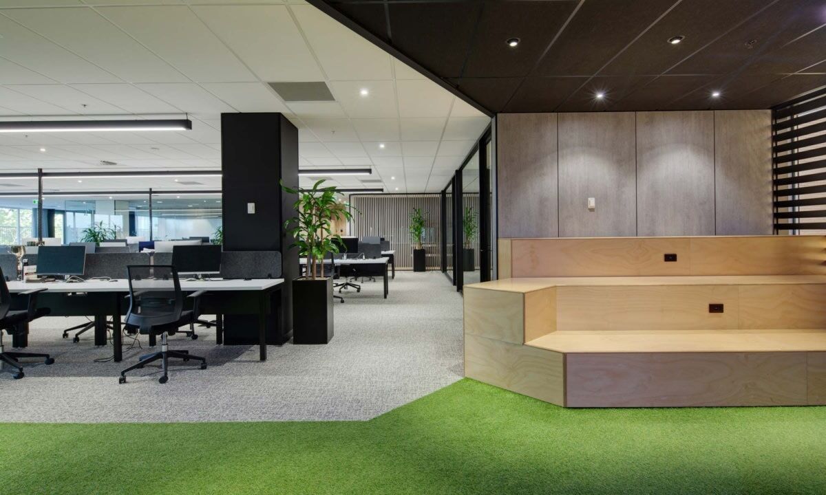如何拥有舒适的办公室装修设计，从哪几方面考虑？